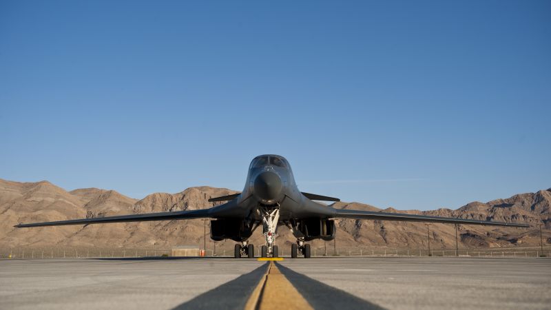 Rockwell B-1 Lancerr, fighter aircraft, U.S. Air Force (horizontal)