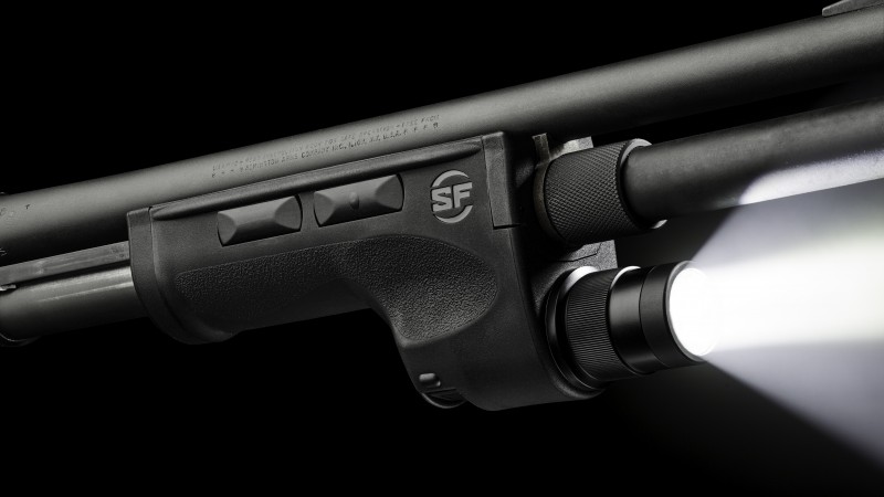 Remington 870, pump-action, shotgun, surefire, weapon, light, modification (horizontal)