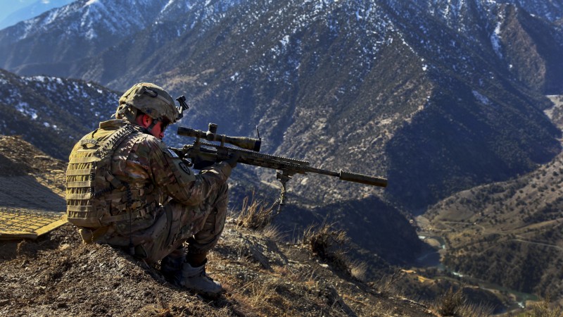 Barrett, sniper, soldier, m82, rifle, army, mountain, camo (horizontal)