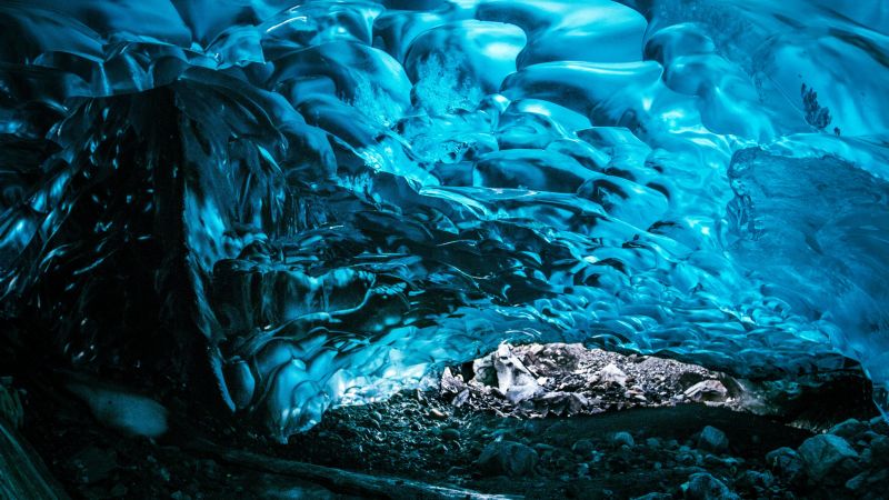 water, 6k (horizontal)