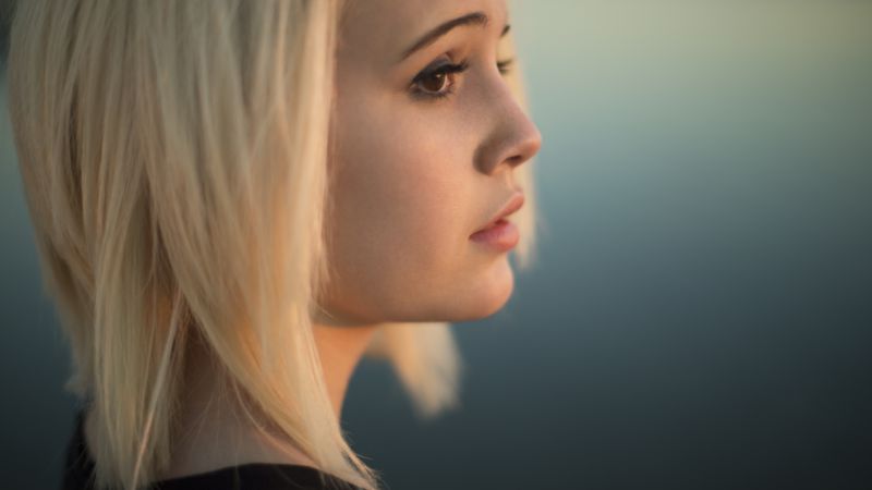 Bea Miller, Top music artist and bands, singer, blonde (horizontal)
