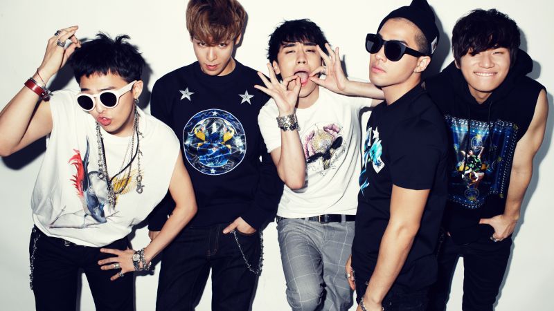 Big Bang, Top music artist and bands, G-Dragon, T.O.P, Taeyang, Daesung, Seungri (horizontal)