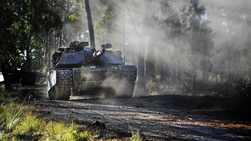 Abrams M1A1, tank, U.S. Army (horizontal)