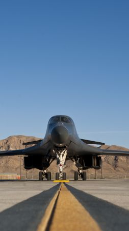 Rockwell B-1 Lancerr, fighter aircraft, U.S. Air Force (vertical)
