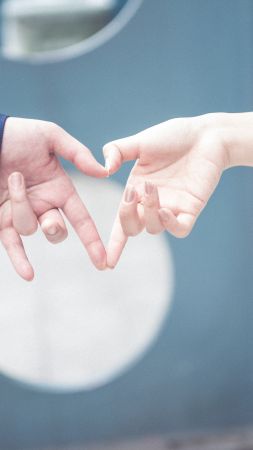 love image, heart, 8k, hands (vertical)