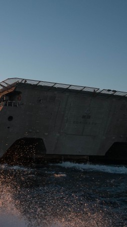 USS Coronado, LCS-4, Independence-class, littoral, combat ship, trimaran, U.S. Navy, sea (vertical)