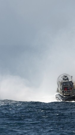 hovercraft, LCAC, Assault Craft Unit, U.S. Navy, LCAC 1, sea, training (vertical)