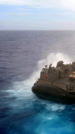 hovercraft, LCAC, Assault Craft Unit, U.S. Navy, LCAC 1, sea, training (vertical)