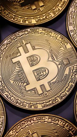 Bitcoin, gold, 4K (vertical)