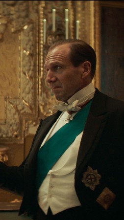 The King’s Man, Ralph Fiennes, Harris Dickinson, 4K (vertical)