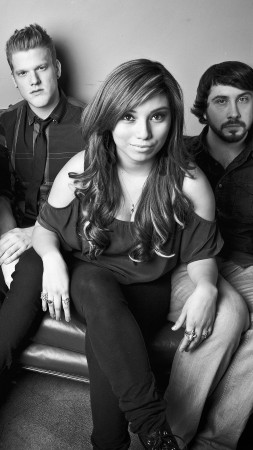 Pentatonix, Top music artist and bands, Scott Hoying, Mitch Grassi, Kirstie Maldonado, Avi Kaplan, Kevin Olusola (vertical)
