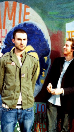 Maroon 5 Top music artist and bands, singer, actor (vertical)