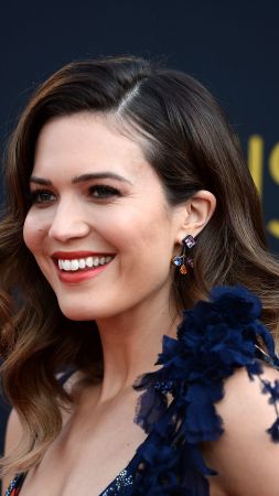 Mandy Moore, Top music artist and bands, singer, actress (vertical)