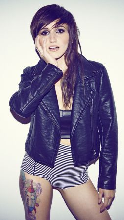 Lights, Top music artist and bands, singer (vertical)