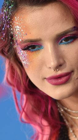 Bella Thorne, Most Popular Celebs, actress, singer, model (vertical)