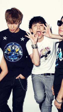 Big Bang, Top music artist and bands, G-Dragon, T.O.P, Taeyang, Daesung, Seungri (vertical)