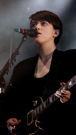 The xx, Top music artist and bands, Romy Madley Croft (vertical)