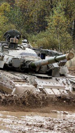 T80-U, tank, Russian Army (vertical)