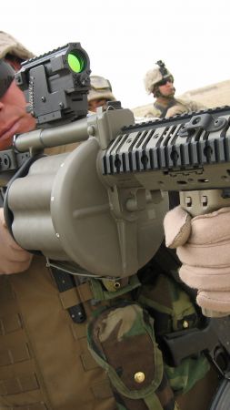 Milkor SuperSix MRGL, 40 mm, grenade, South African,  (vertical)