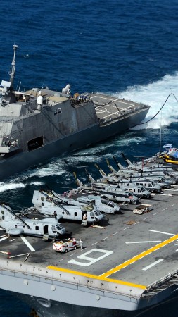 USS Freedom, LCS-1, lead ship, Freedom class, littoral combat, USA Navy (vertical)