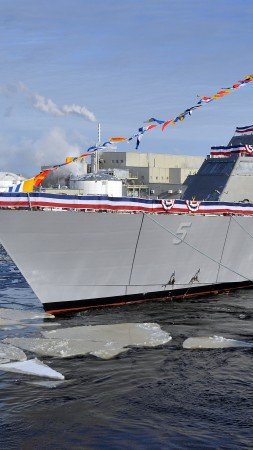 USS Milwaukee, LCS-5, lead ship, Freedom class, littoral combat, USA Navy (vertical)